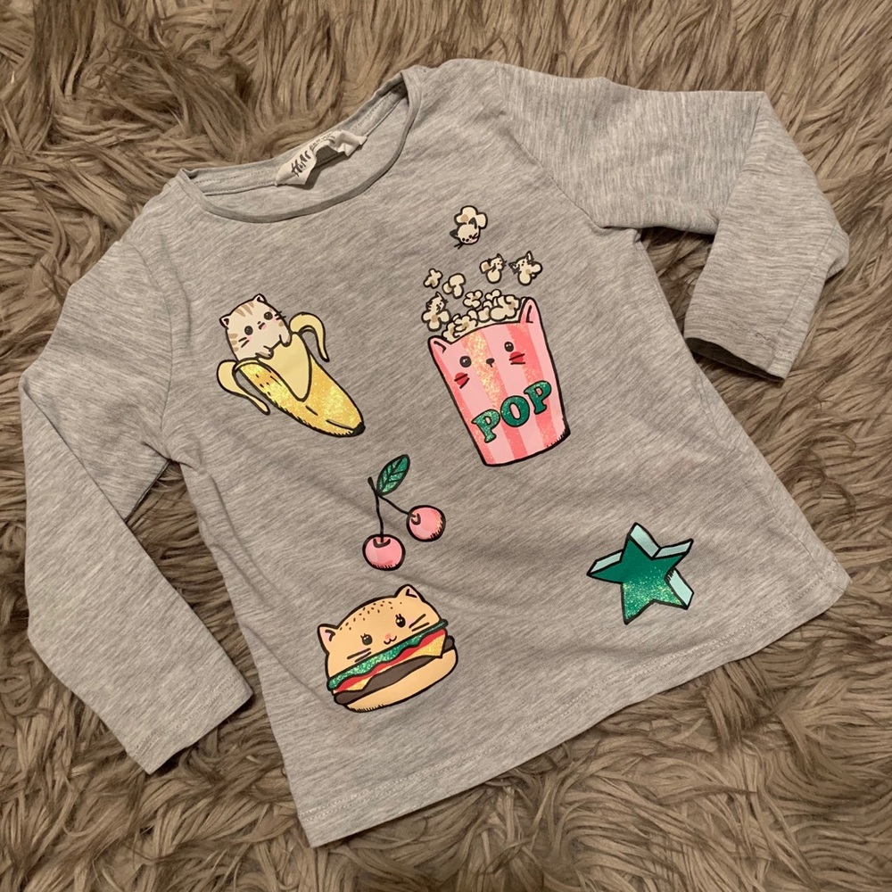 Kitty Long Sleeve ⭐️ 3 items for $15🌟